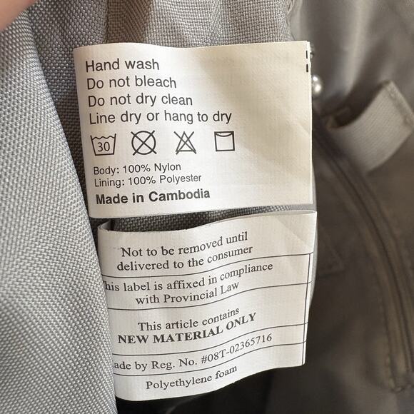 Baggallini Quilted Crossbody Bag Black Purse Gray Lining CLEAN! - Picture 7 of 7